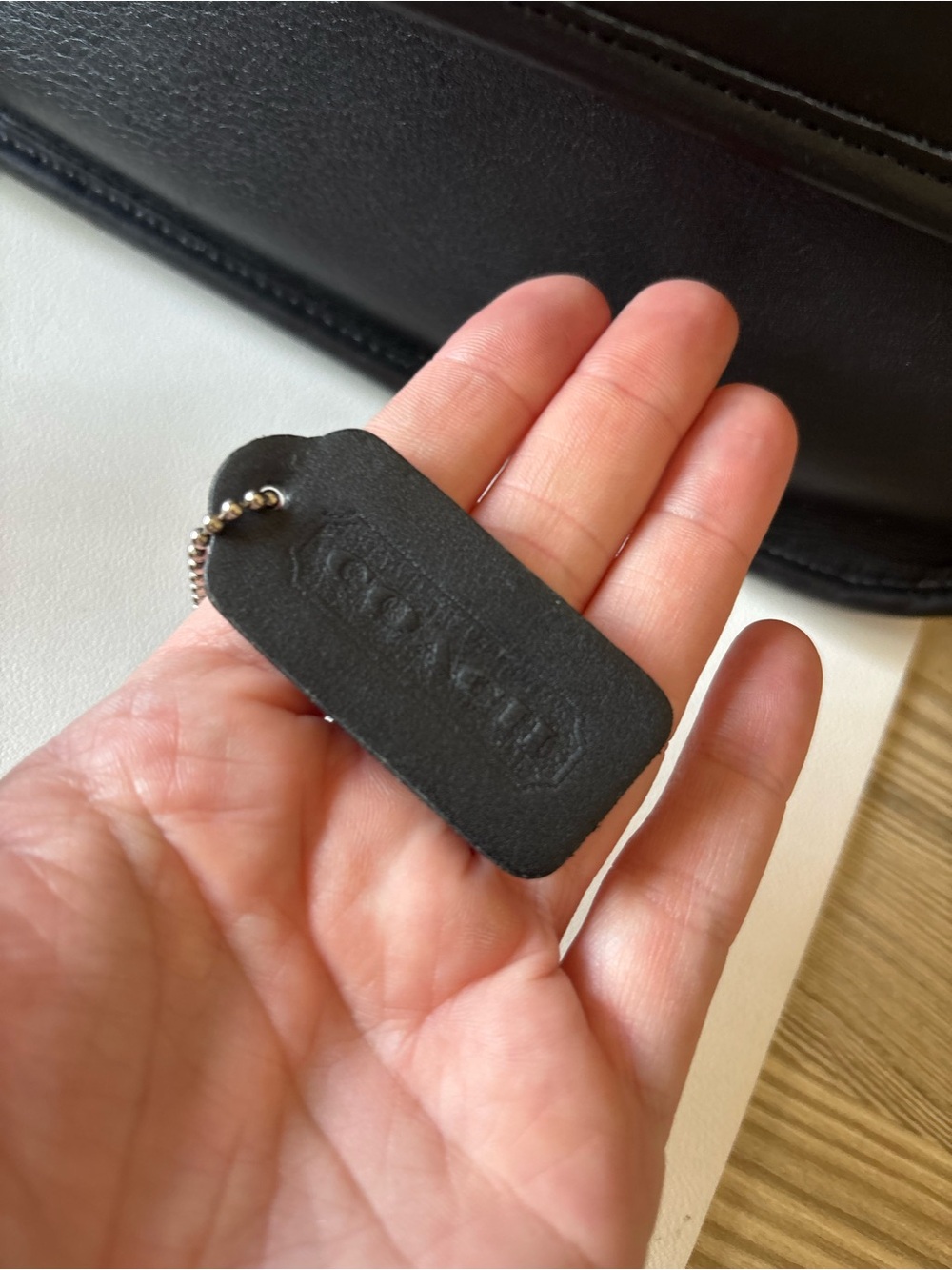 Authentic Vintage Coach Legacy Zip Black Leather Nickel Hardware Hangtag - Picture 9 of 9